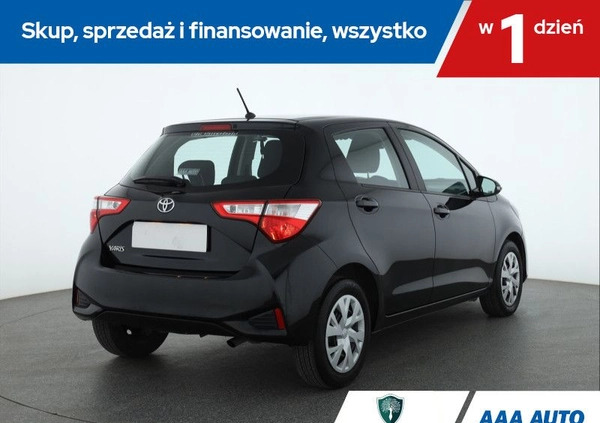 Toyota Yaris cena 46000 przebieg: 54573, rok produkcji 2017 z Dobra małe 211